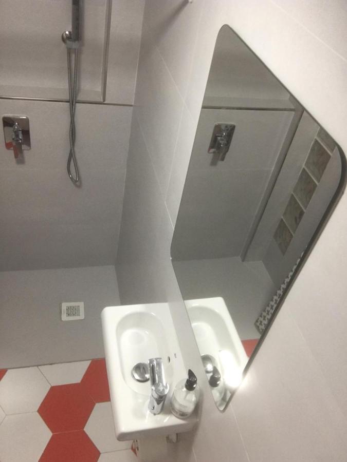 شقة Loft Con Encanto En Pleno Centro De مالقة المظهر الخارجي الصورة
